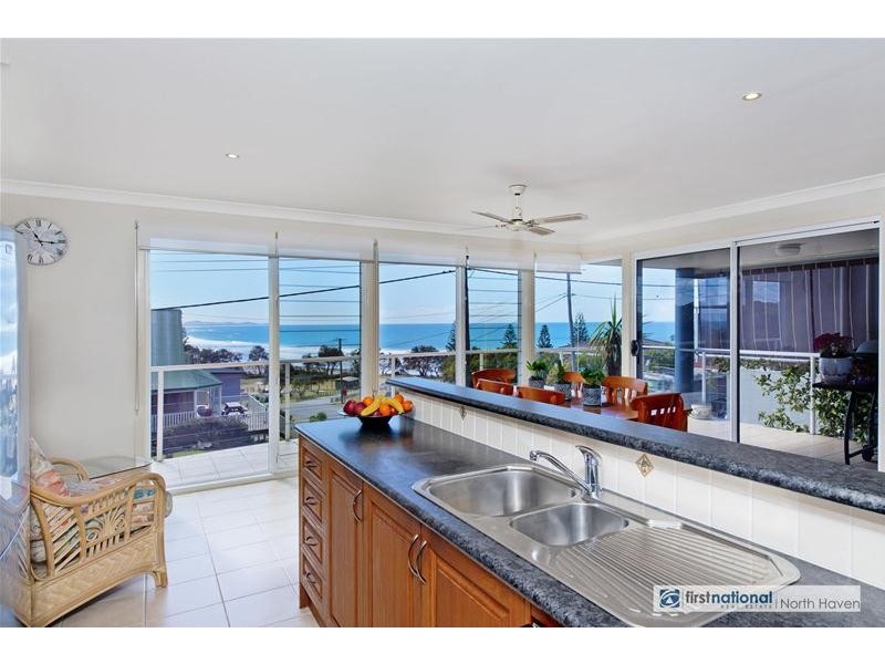 959 Ocean Drive, Bonny Hills NSW 2445