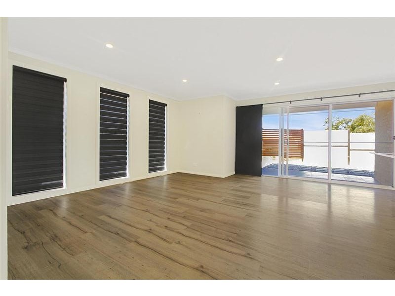 1 Satinwood Crescent, Kew NSW 2439