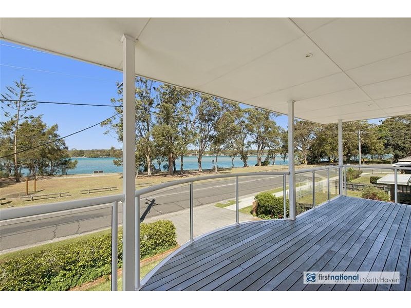 555 Ocean Drive, North Haven NSW 2443