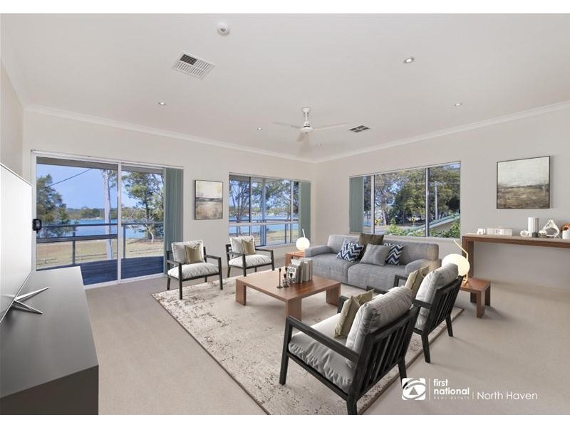 555 Ocean Drive, North Haven NSW 2443
