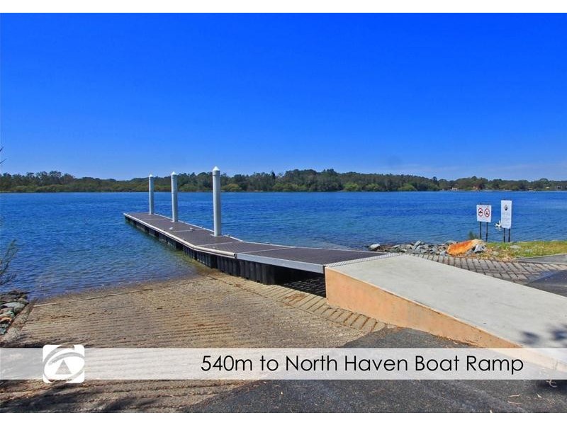 555 Ocean Drive, North Haven NSW 2443