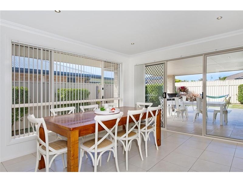 10 Northwind Crescent, Bonny Hills NSW 2445