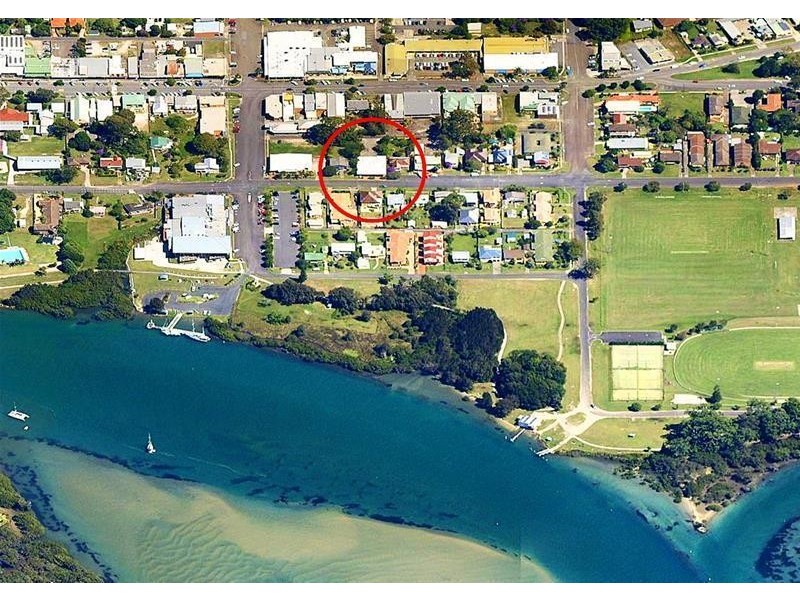 4/22 Lake Street, Laurieton NSW 2443