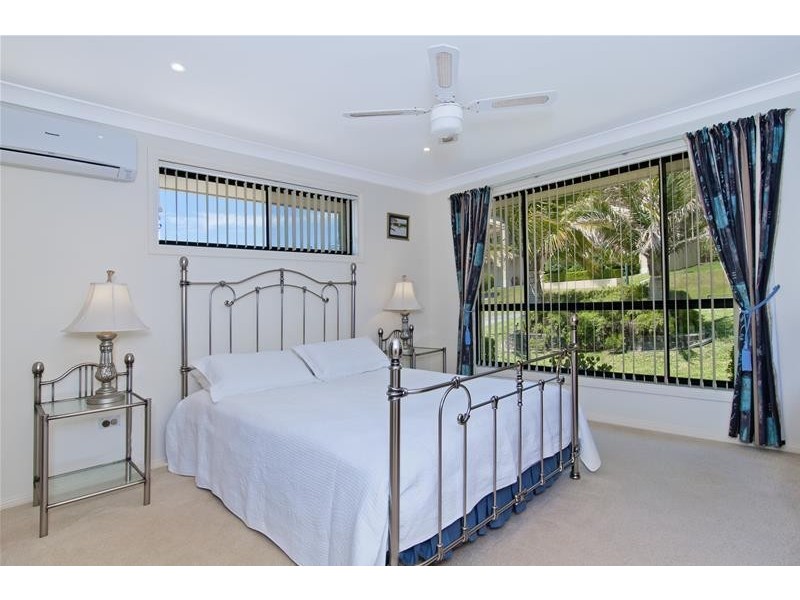 10 Fairwinds Avenue, Laurieton NSW 2443