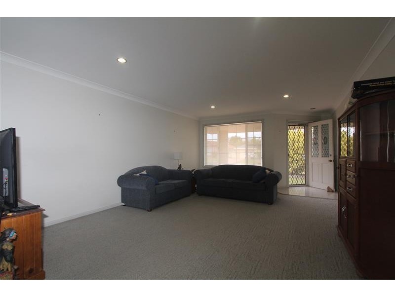 14 Explorers Way, Lake Cathie NSW 2445