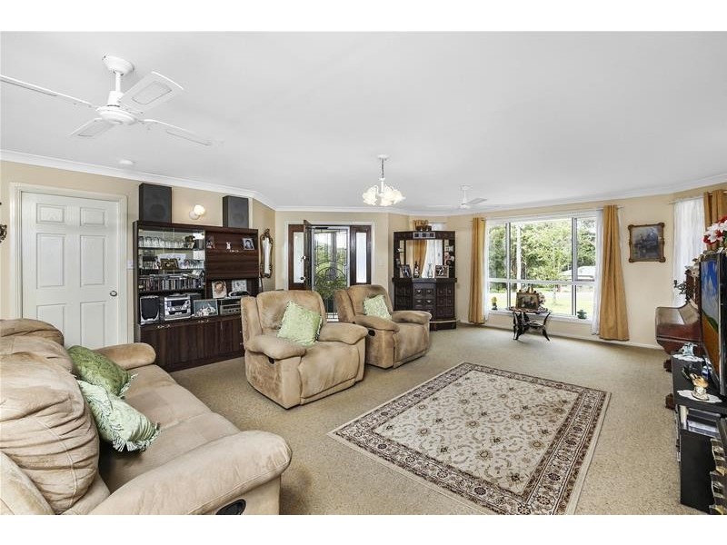 16 Glen Haven Drive, Kew NSW 2439