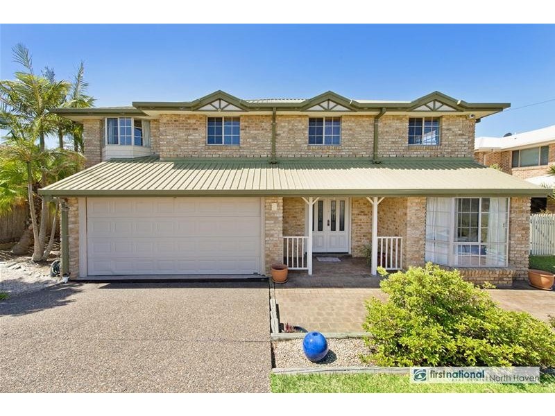 10 Skyline Place, Bonny Hills NSW 2445