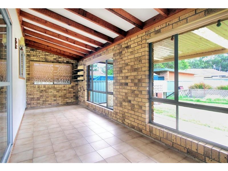 33 Evans Street, Lake Cathie NSW 2445