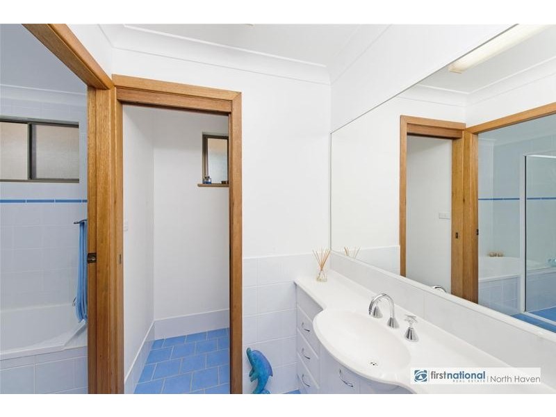 2 Kalpara Close, Bonny Hills NSW 2445