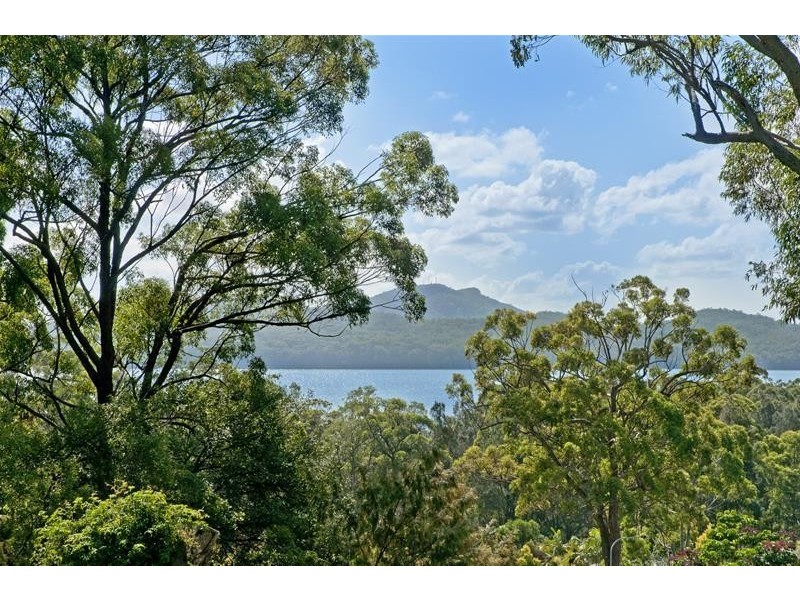 16-18 Waterview Crescent, Laurieton NSW 2443