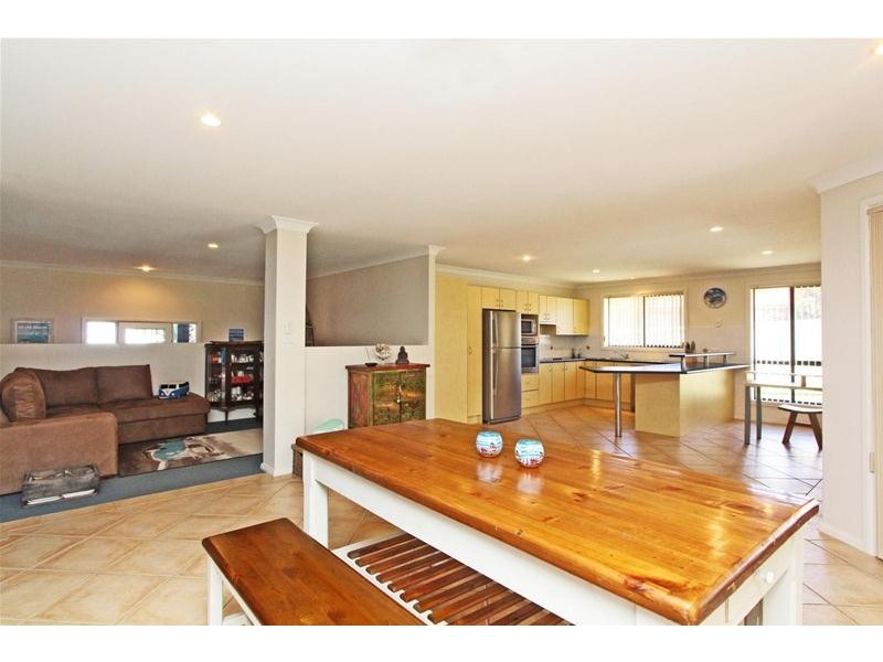 46 Seafront Circuit, Bonny Hills NSW 2445