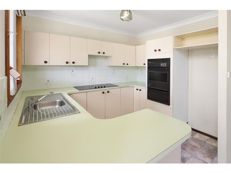 6 Banksia Close, Lakewood NSW 2443