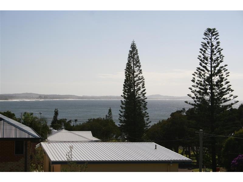 9 Elizabeth Street, Bonny Hills NSW 2445