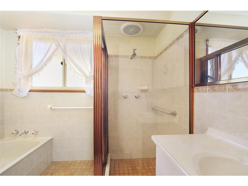 10 Pioneer Street, North Haven NSW 2443