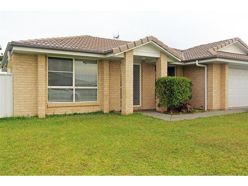 14 Magellan Place, Bonny Hills NSW 2445
