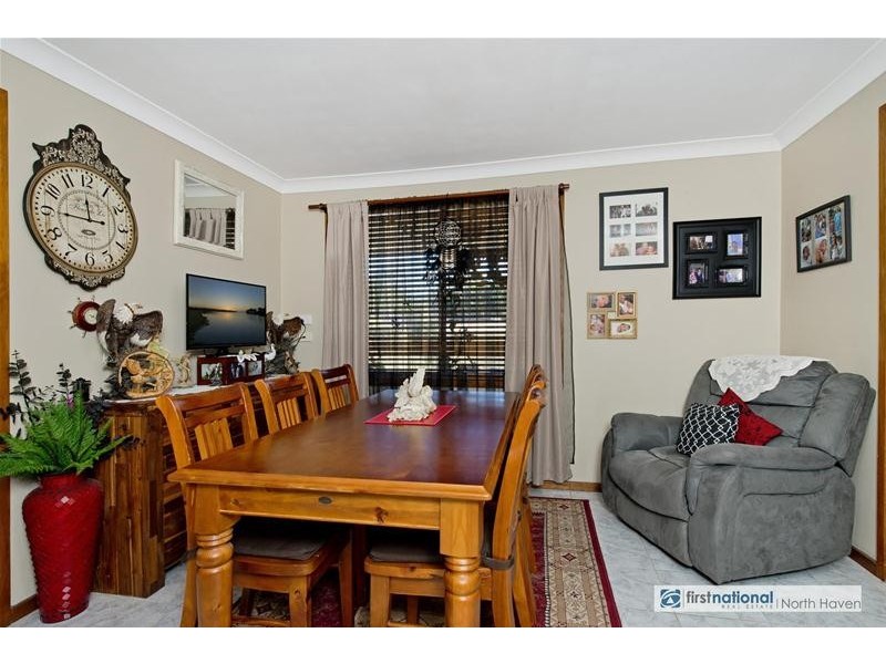 8 Phillip Close, Lakewood NSW 2443