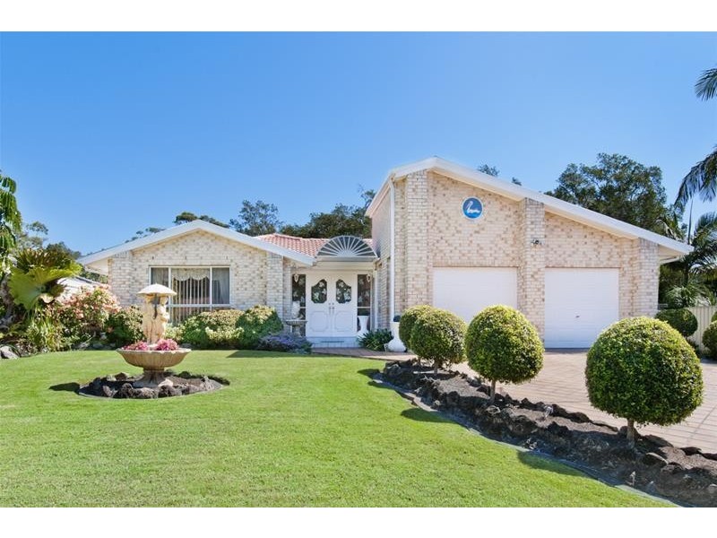 3 Scarborough Way, Dunbogan NSW 2443