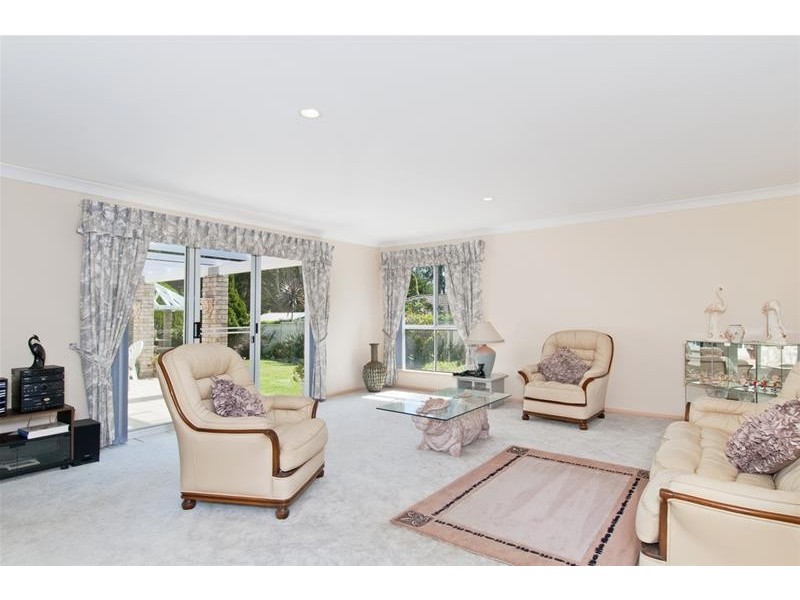 3 Scarborough Way, Dunbogan NSW 2443