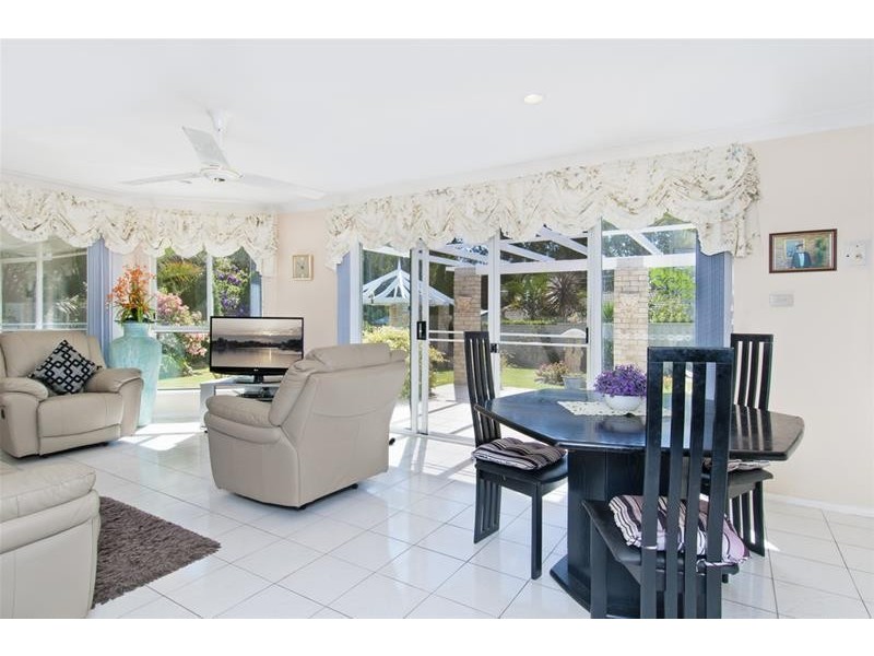 3 Scarborough Way, Dunbogan NSW 2443