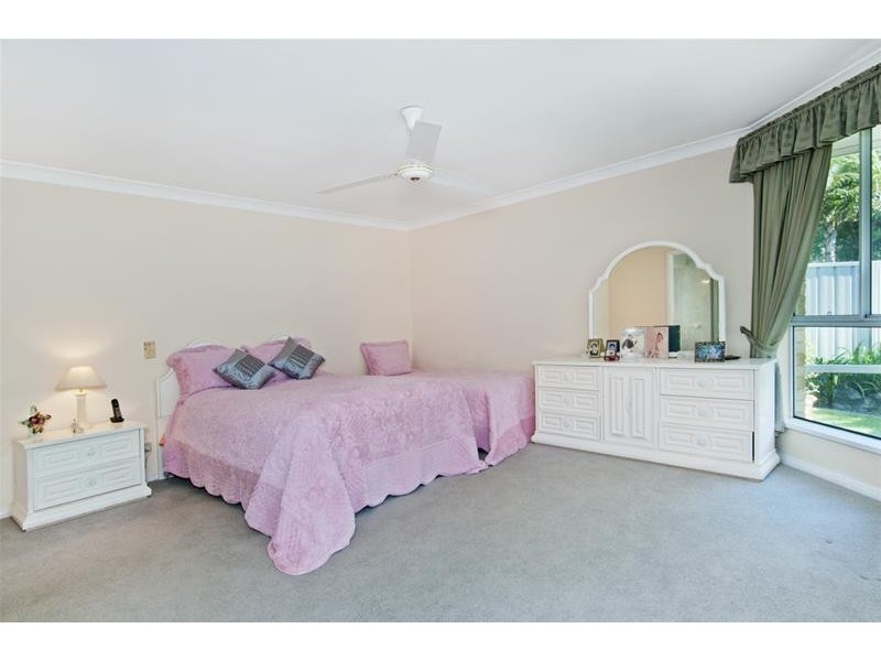 3 Scarborough Way, Dunbogan NSW 2443