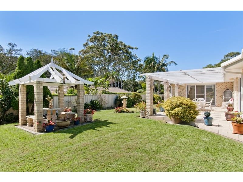 3 Scarborough Way, Dunbogan NSW 2443