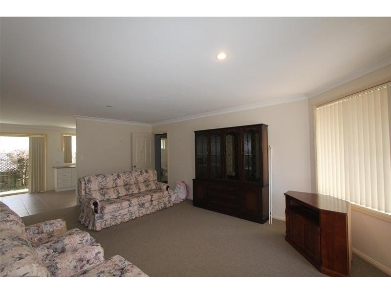 2/34 Kew Road, Laurieton NSW 2443