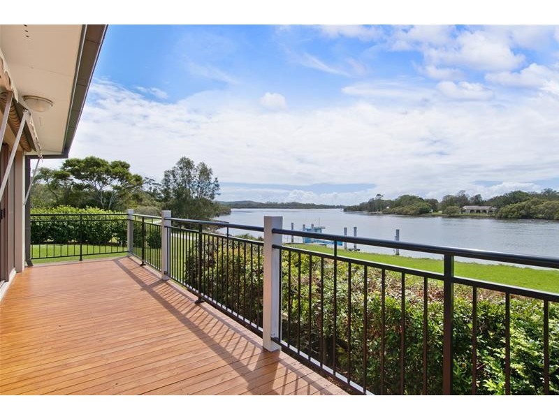1/1 Wharf Street, Laurieton NSW 2443