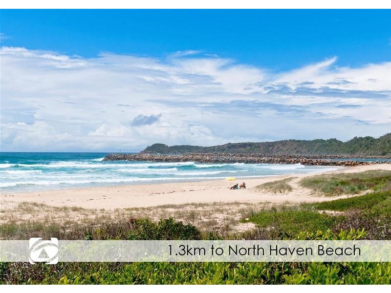 33 Murson Crescent, North Haven NSW 2443