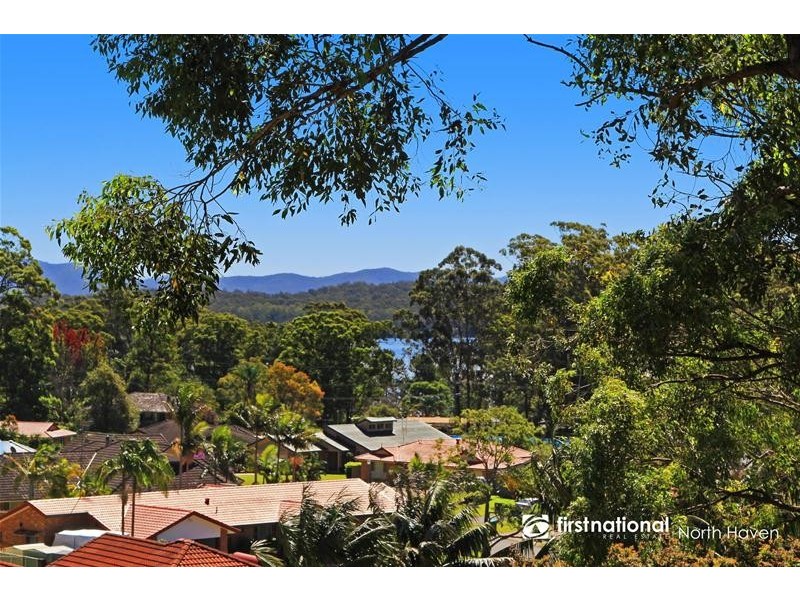 5 Candlebark Court, Laurieton NSW 2443