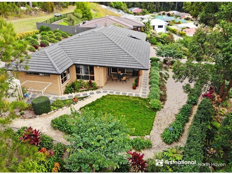 5 Candlebark Court, Laurieton NSW 2443