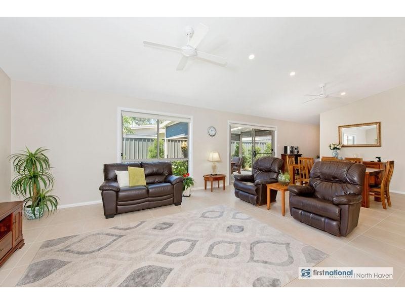 40 Elderberry Rise, Laurieton NSW 2443