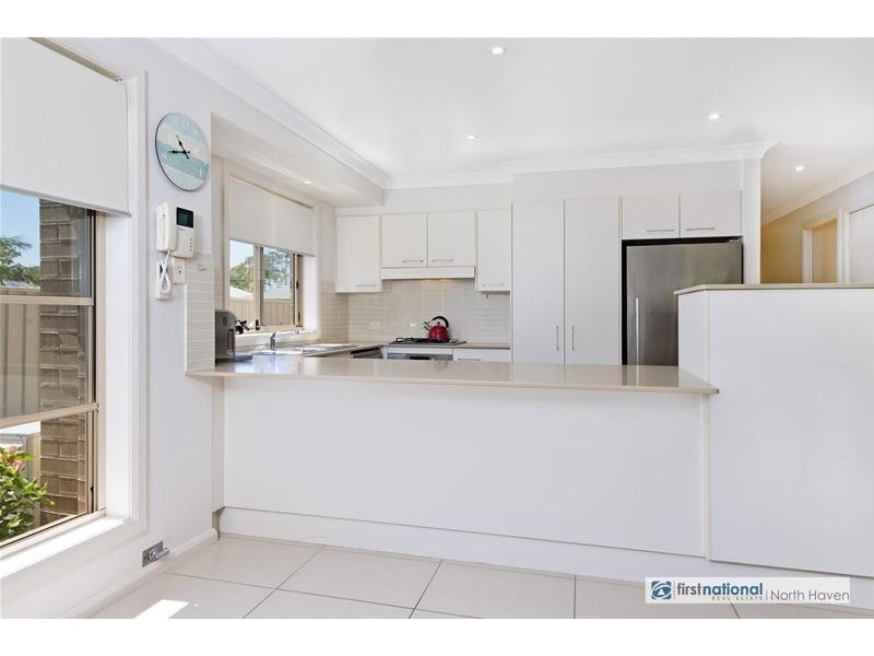 3 Magellan Place, Bonny Hills NSW 2445