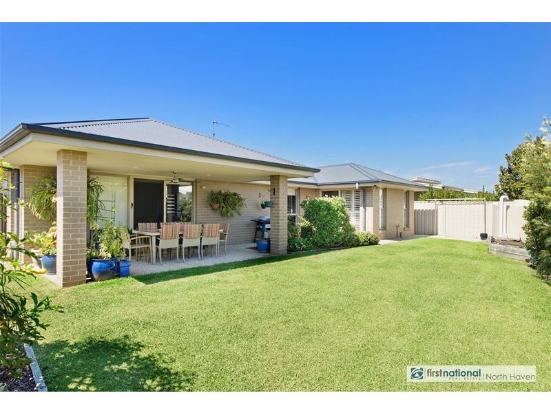 3 Magellan Place, Bonny Hills NSW 2445