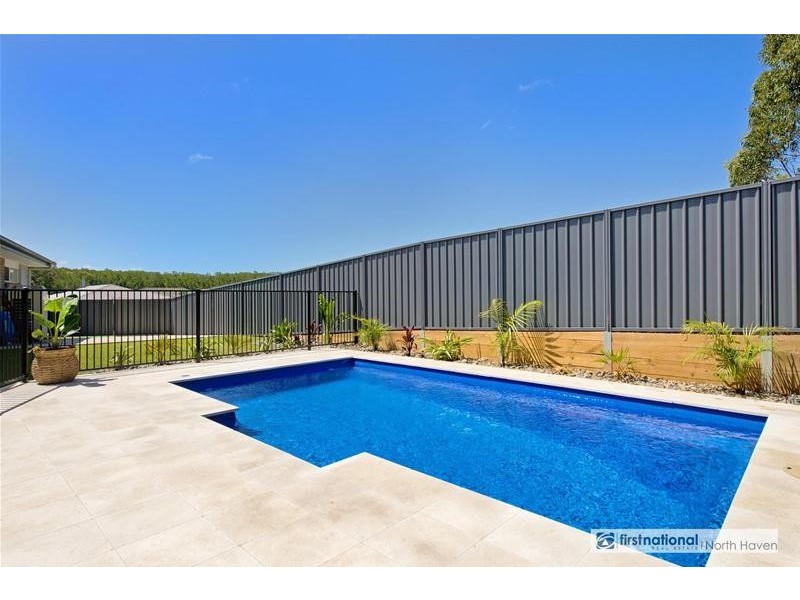 21 Hungerford Place, Bonny Hills NSW 2445