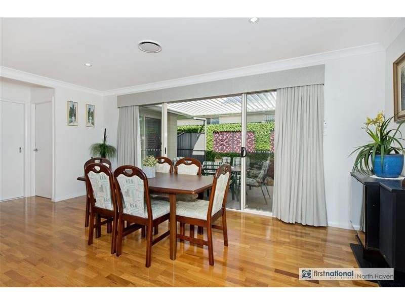 14 South Pacific Boulevard, Lake Cathie NSW 2445