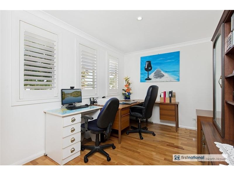 14 South Pacific Boulevard, Lake Cathie NSW 2445