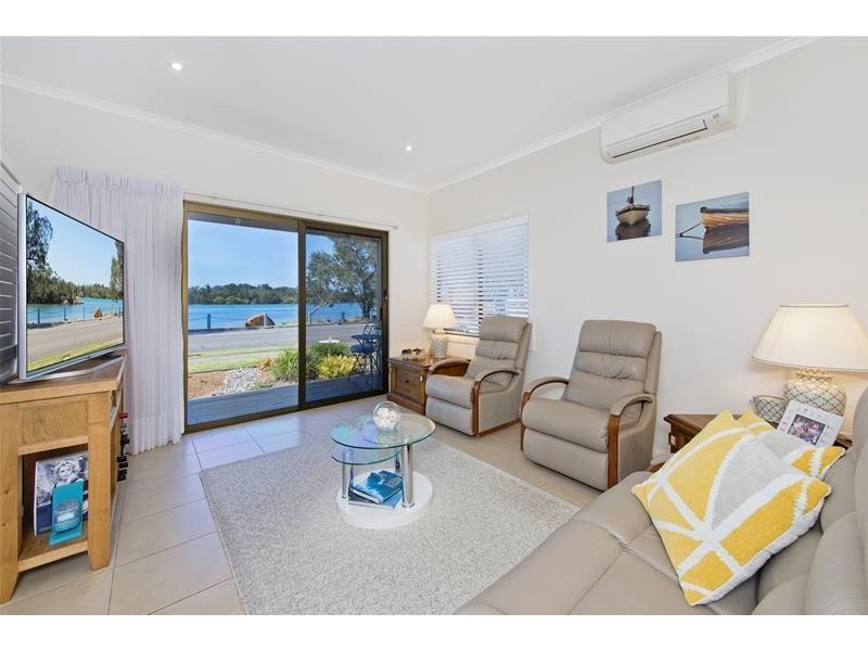 629 Ocean Drive, North Haven NSW 2443