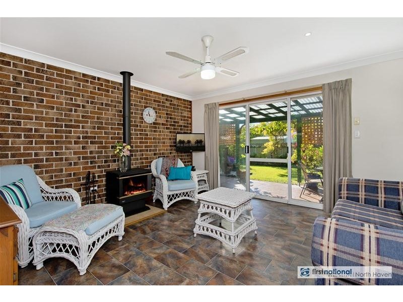 12 Murson Crescent, North Haven NSW 2443