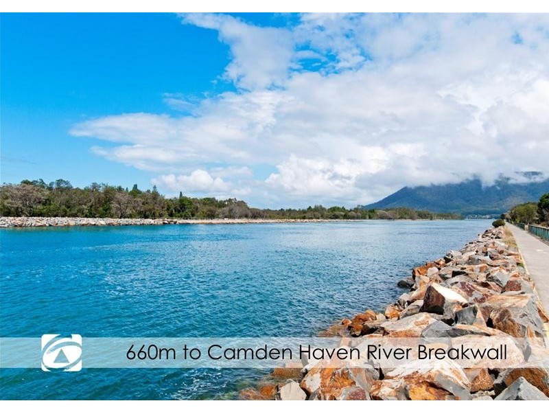 12 Murson Crescent, North Haven NSW 2443