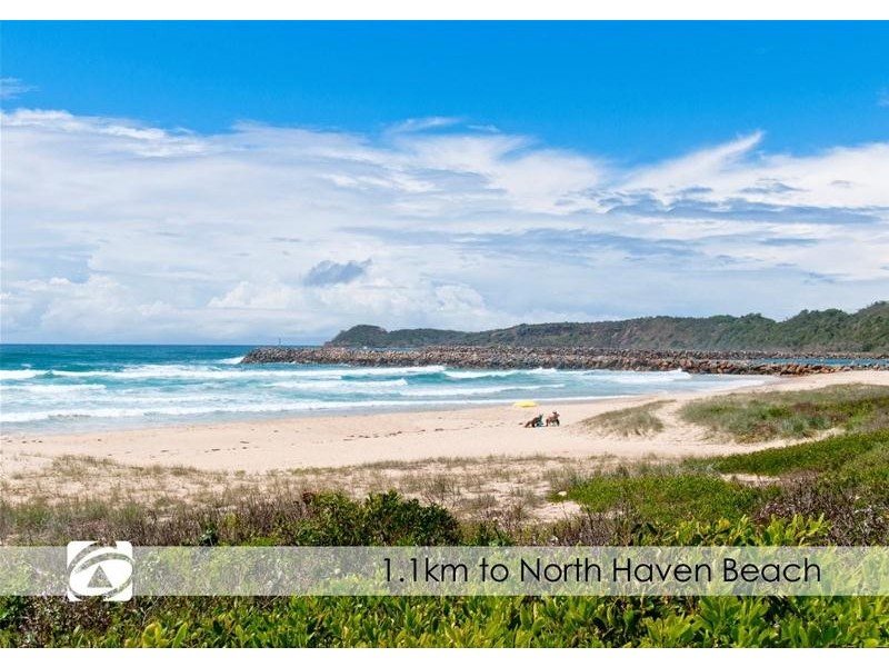 12 Murson Crescent, North Haven NSW 2443