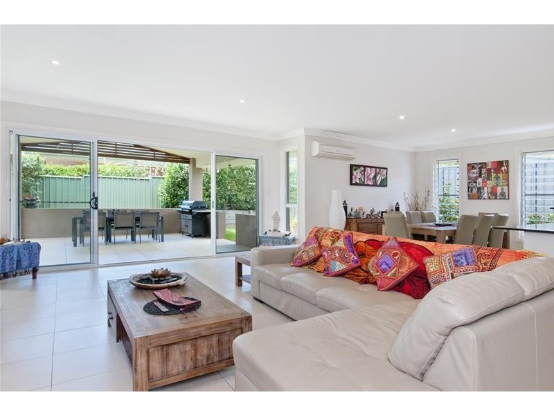 3 St Lucia Place, Bonny Hills NSW 2445