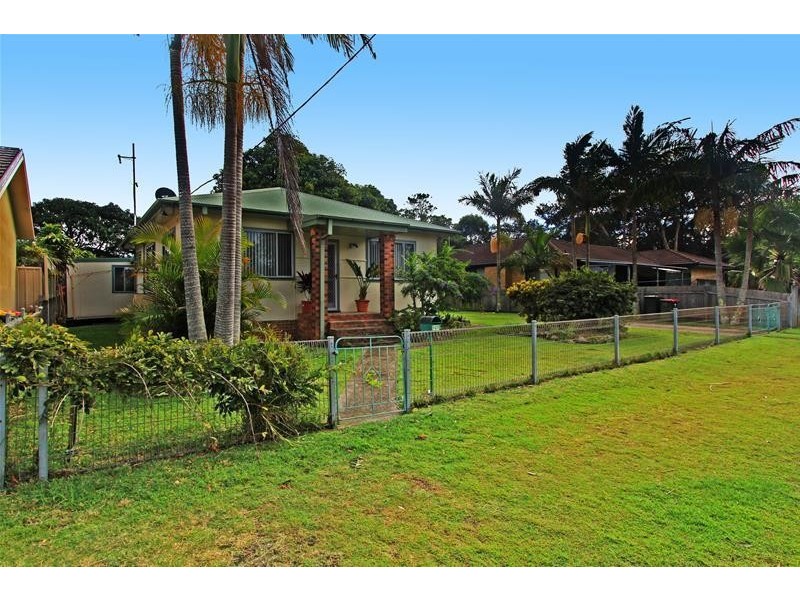 107 The Parade, North Haven NSW 2443