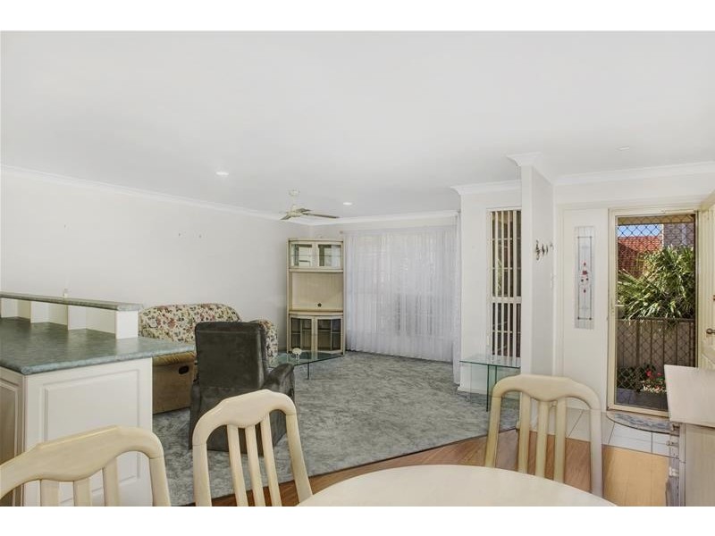 3/10 McLennan Street, Laurieton NSW 2443