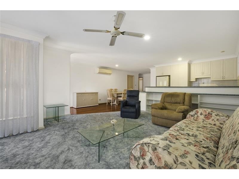 3/10 McLennan Street, Laurieton NSW 2443