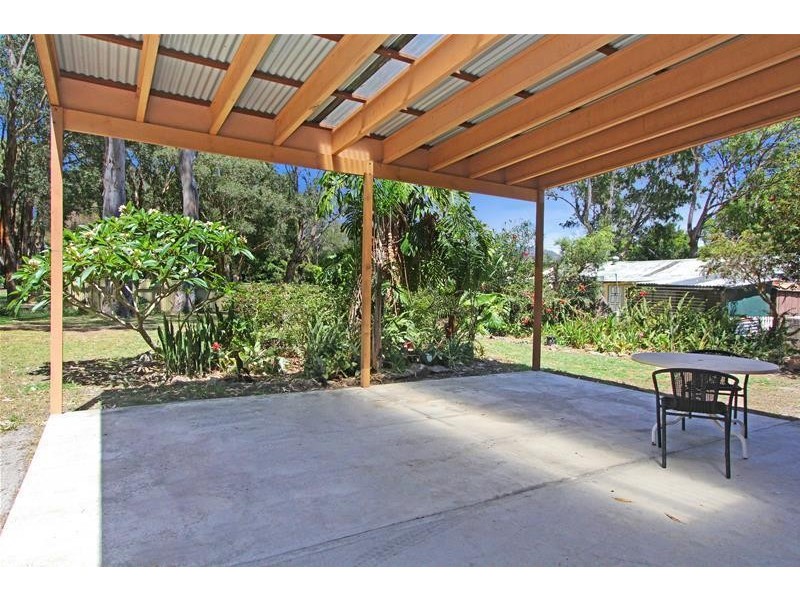 16 Bell Street, Dunbogan NSW 2443