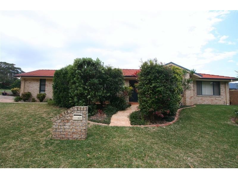 62 Seafront Circuit, Bonny Hills NSW 2445