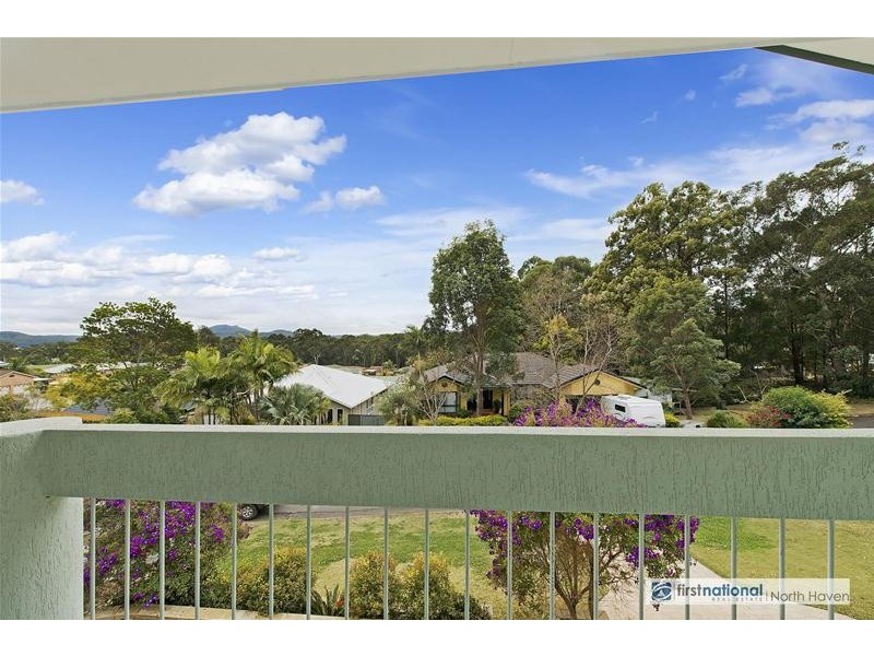 30 Kirmington Terrace, Laurieton NSW 2443