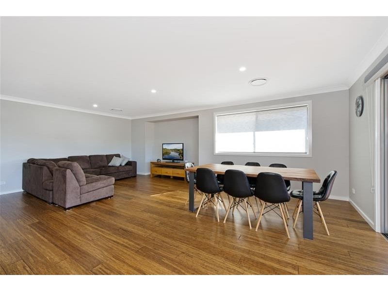 12 Silky Oak Rise, Kew NSW 2439