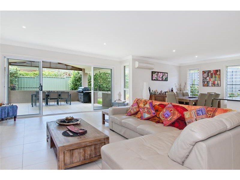 3 St Lucia Place, Bonny Hills NSW 2445