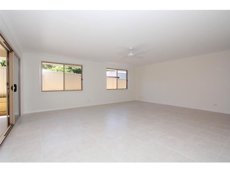 2/34 Bold Street, Laurieton NSW 2443